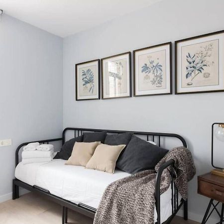 2 Bdr Penthouse In Grcia Apartment Barcelona Exterior foto